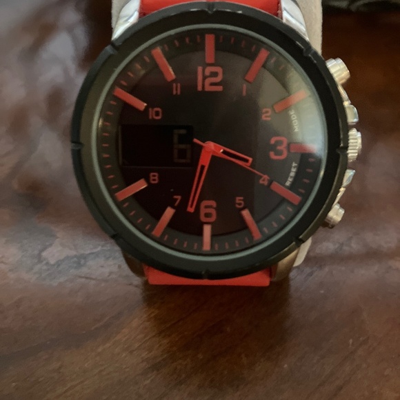 Designer watch - Picture 1 of 1